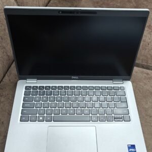 Dell Latitude E5330 Laptop (Core i5 12th Gen)
